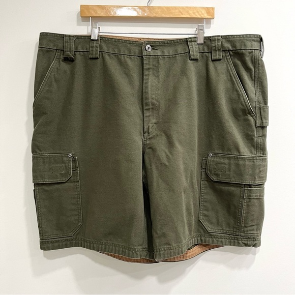 Duluth Flex Fire Hose Men's Olive Cargo Shorts Heavy Canvas Workwear Durable 48 - Picture 1 of 8
